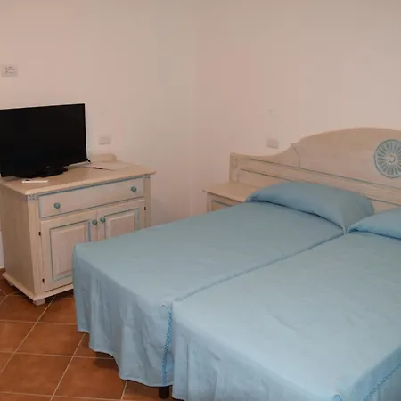 Apartmanhotel Leonardo Da Vinci Orosei