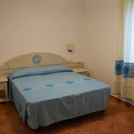 Le Residenze del Maria Rosaria - Via Leonardo da Vinci 14 3*
