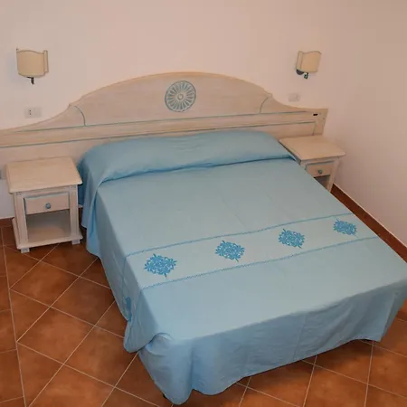 Residence Leonardo Da Vinci Aparthotel Orosei
